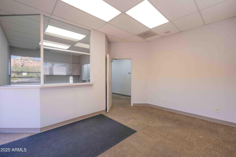 Suite 113-End Cap