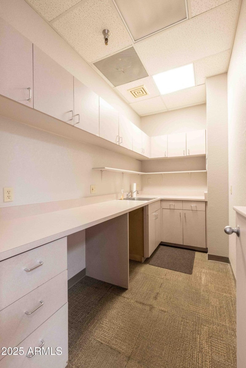 Suite 113-End Cap