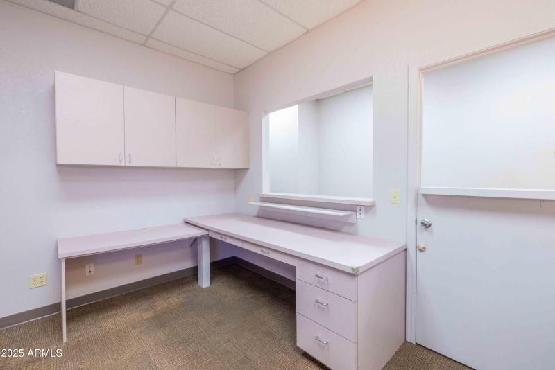 Suite 113-End Cap