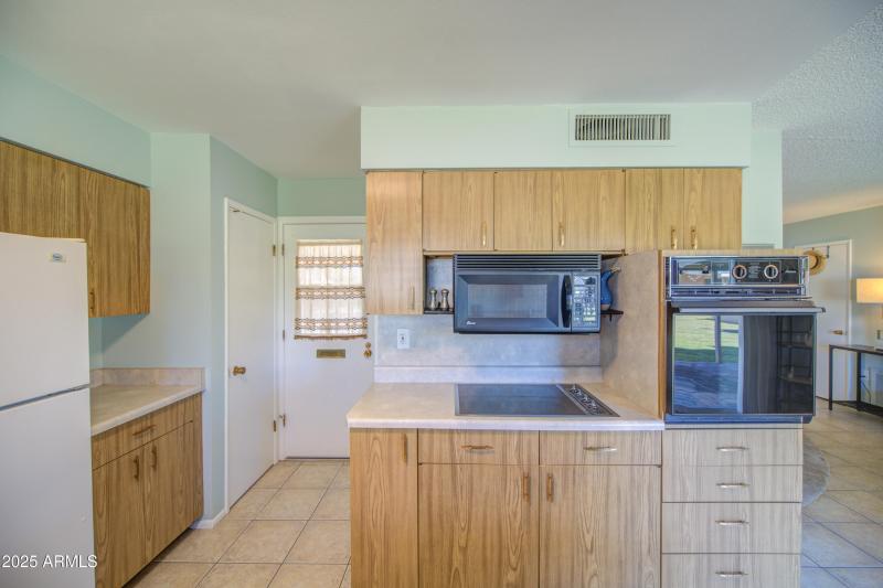 Kitchen 5