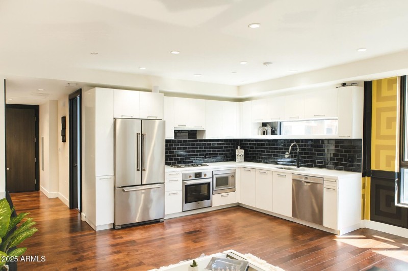 6565c34e-2881-479b-bfd4-ba88440018f1