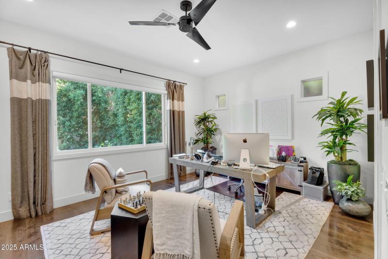 29-web-or-mls-North 39th-25