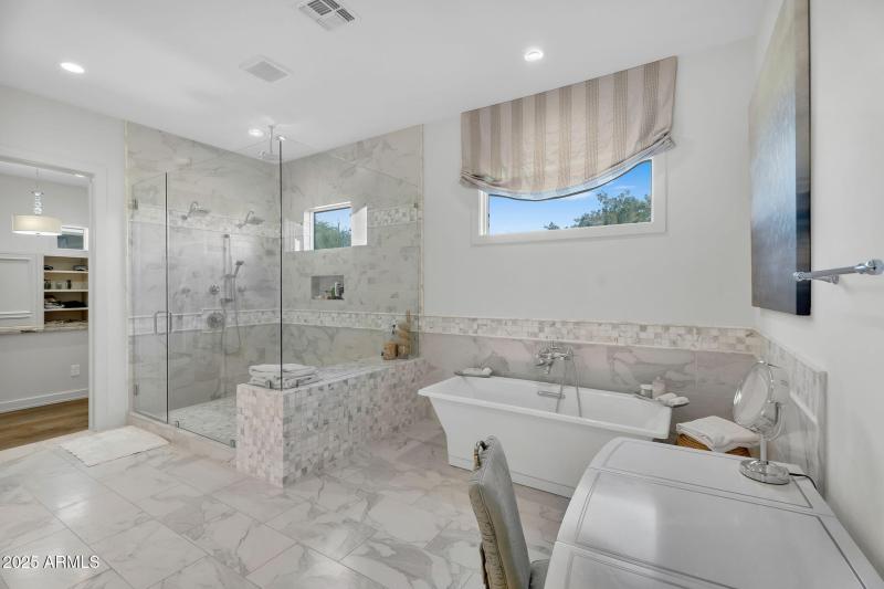 34-web-or-mls-North 39th-38