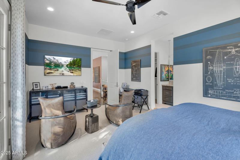 52-web-or-mls-North 39th-55