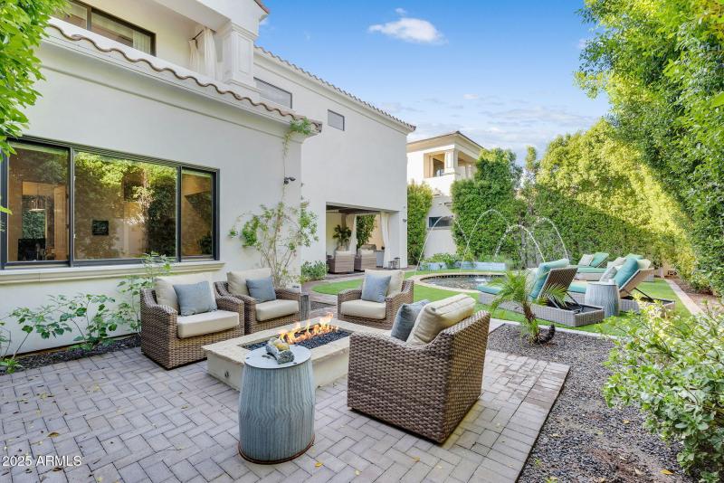 74-web-or-mls-North 39th-75