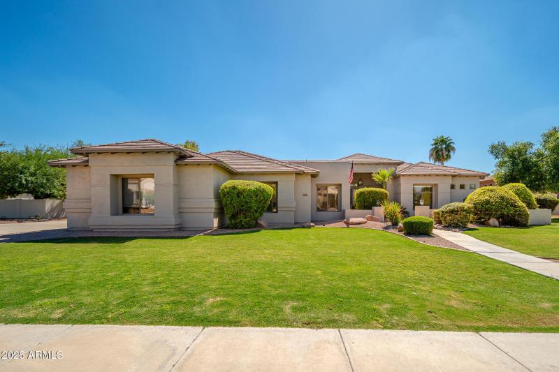 20250930_6439-W-Willow-Ave_02