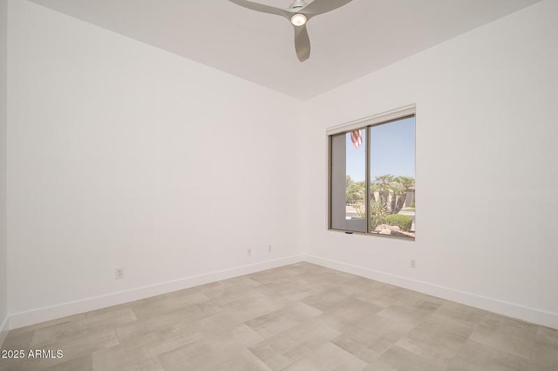 20250930_6439-W-Willow-Ave_29