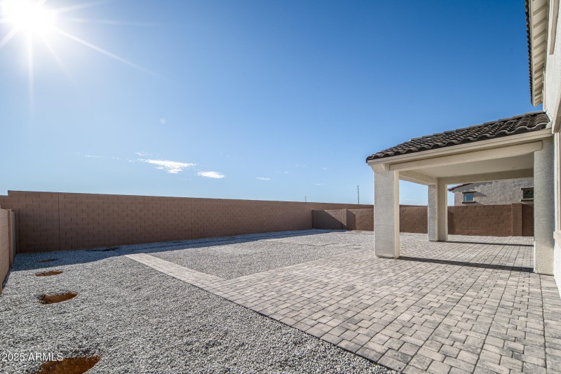 20251002_11988-N-169th-Ave_25