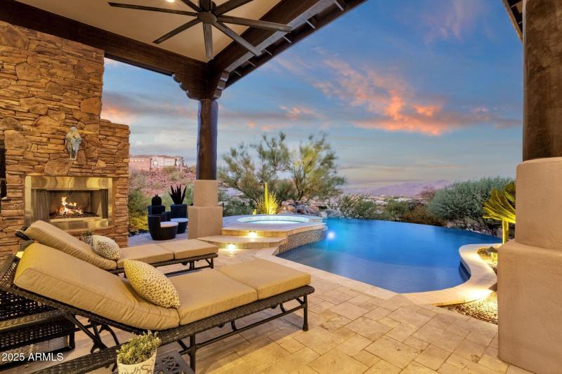 079_Poolside Covered Patio