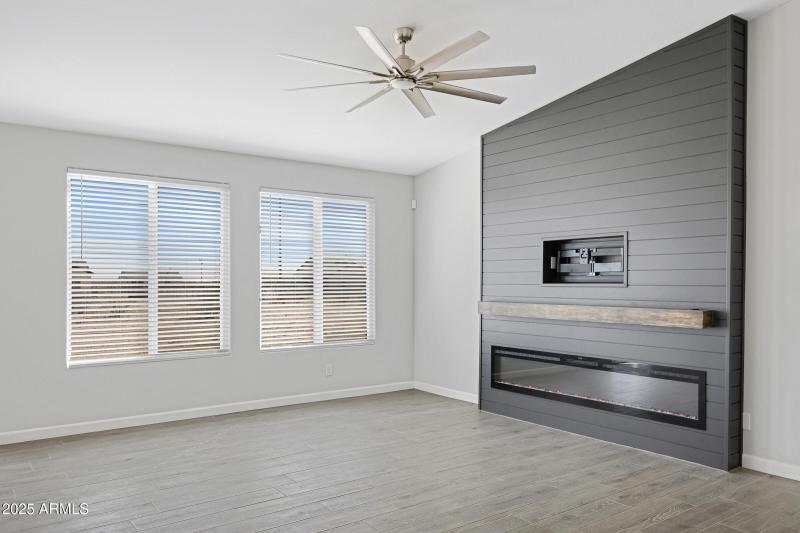 Beautiful Media Wall & FP