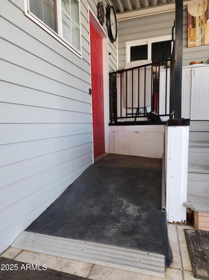 11.5 Ramp, no step entry to AZ room.