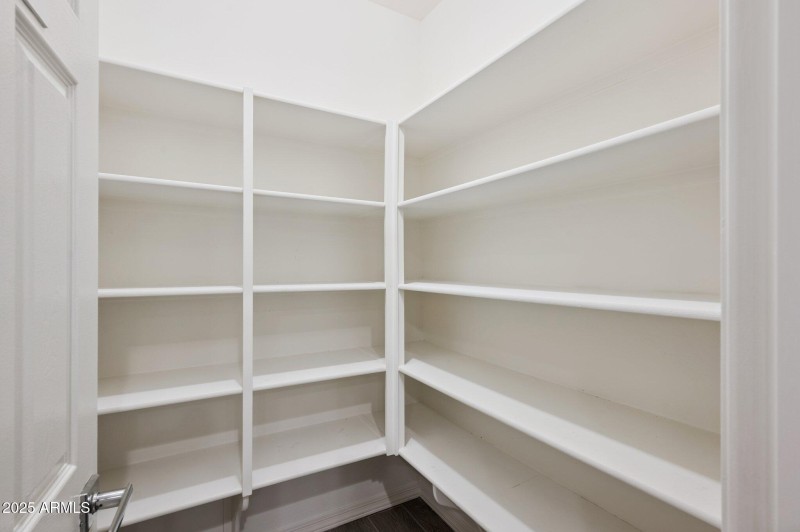 Walk in Pantry