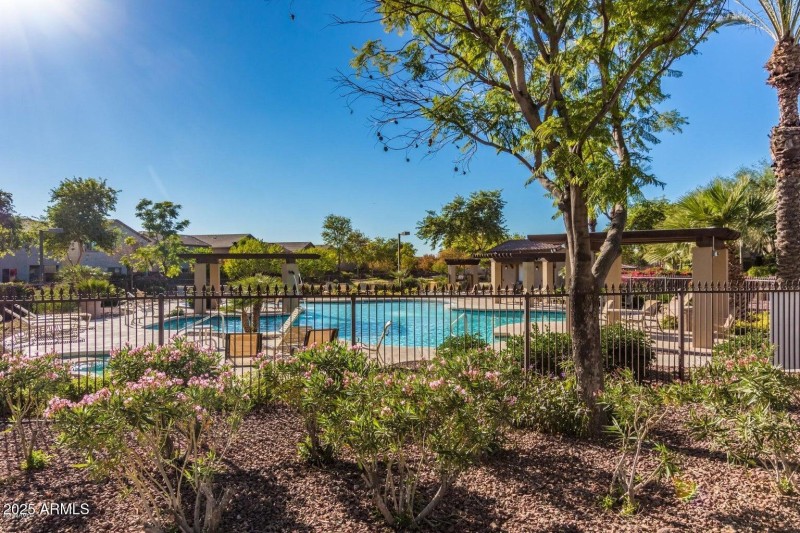 20181129180629827961000000-o