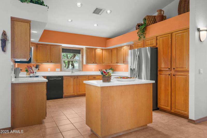 Interior - 3313 E Ute Pl-3