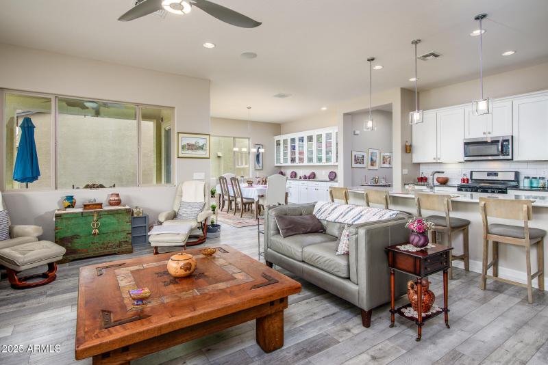 41710 W Harvest Moon Dr-0652-Edit