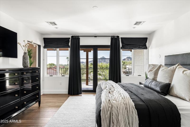 Primary Suite w/ Sweeping Views