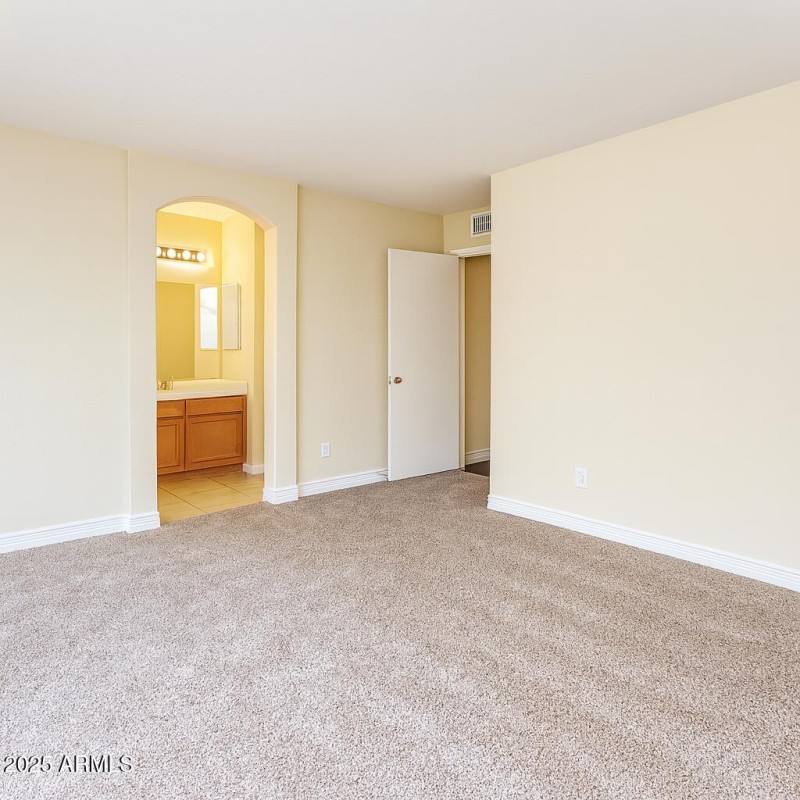 F290A0A0-479A-45B6-881B-53DFB86CBE9C