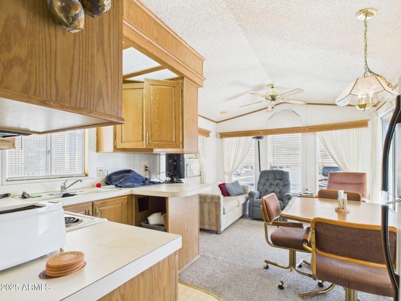 7-web-or-mls-CAM03379G0-PR0151-STILL007