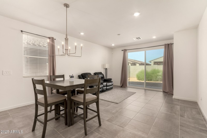 10 - Hayden Rose 3022