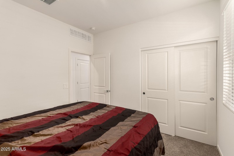 23 - Hayden Rose 3022