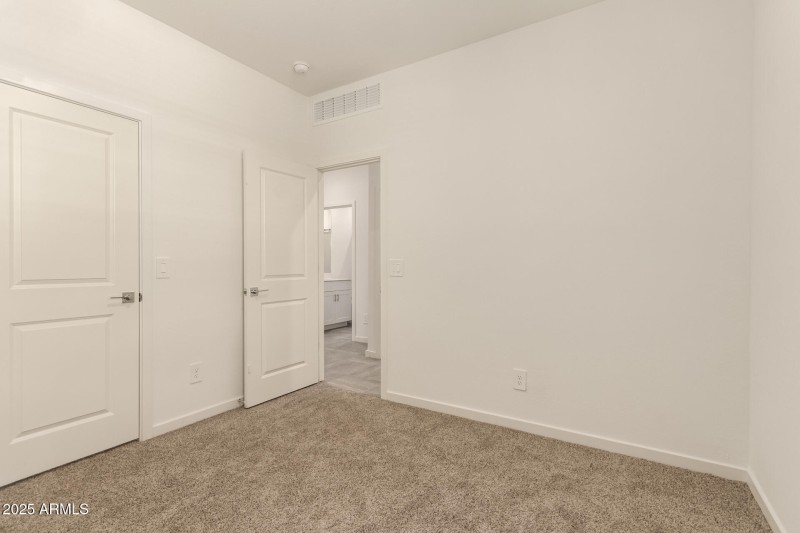 25 - Hayden Rose 3022