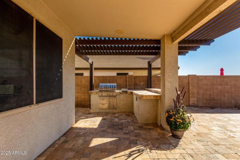 Rear Grounds BBQ and Bar entertainment