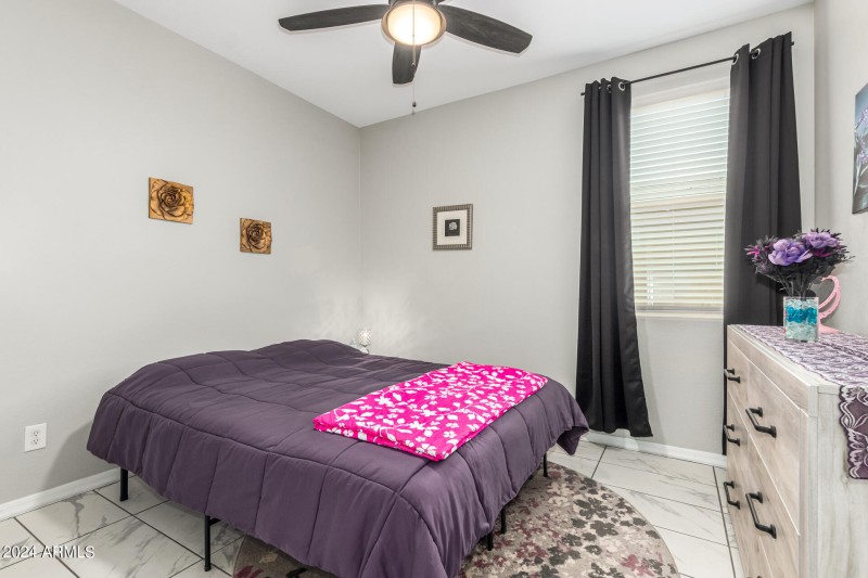 0028-28 - San Miguel