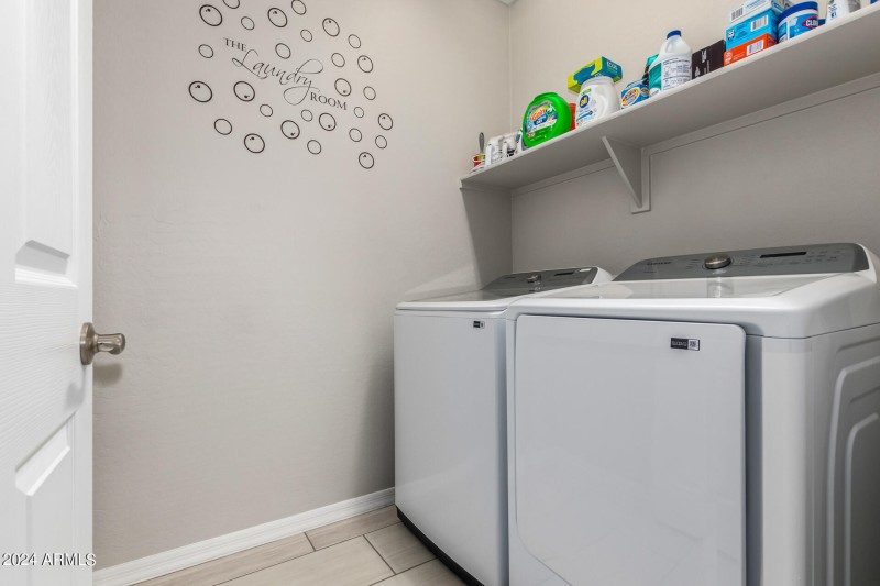 0036-36 - San Miguel