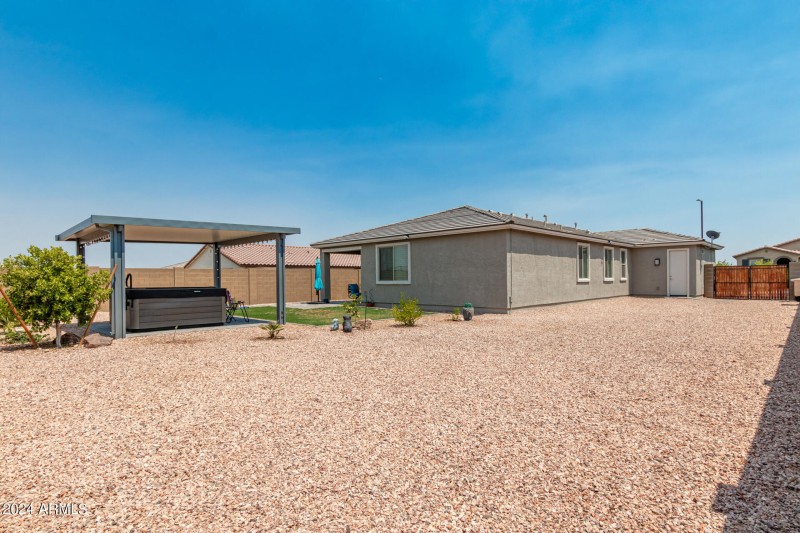 0048-48 - San Miguel