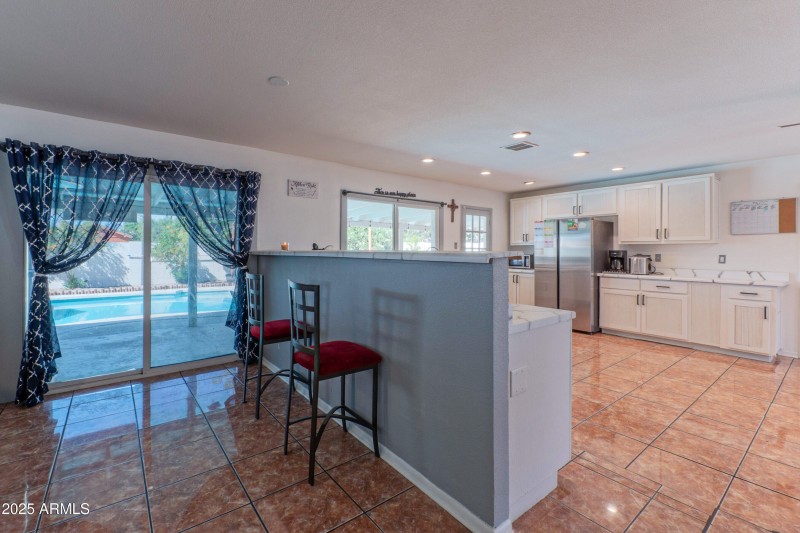 13150 North 22nd Avenue-print-005-040-br