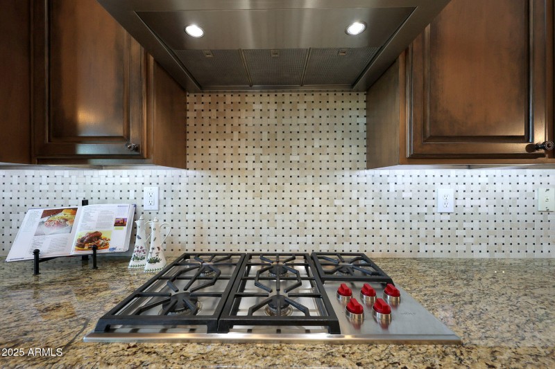 Upgraded Wolf gas cooktop