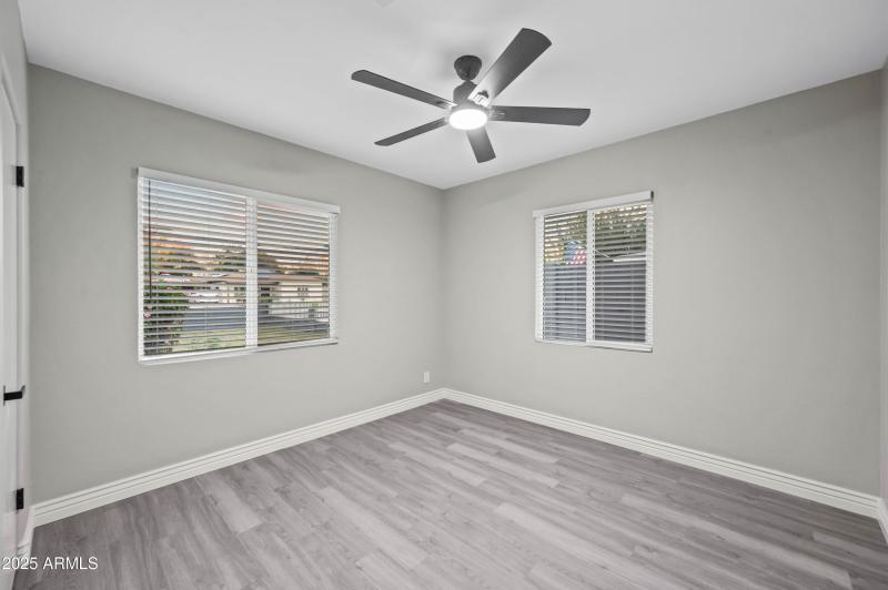 7528 N 60th Ave Glendale AZ 85301-21