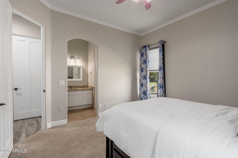 22807 S 179th St - 44