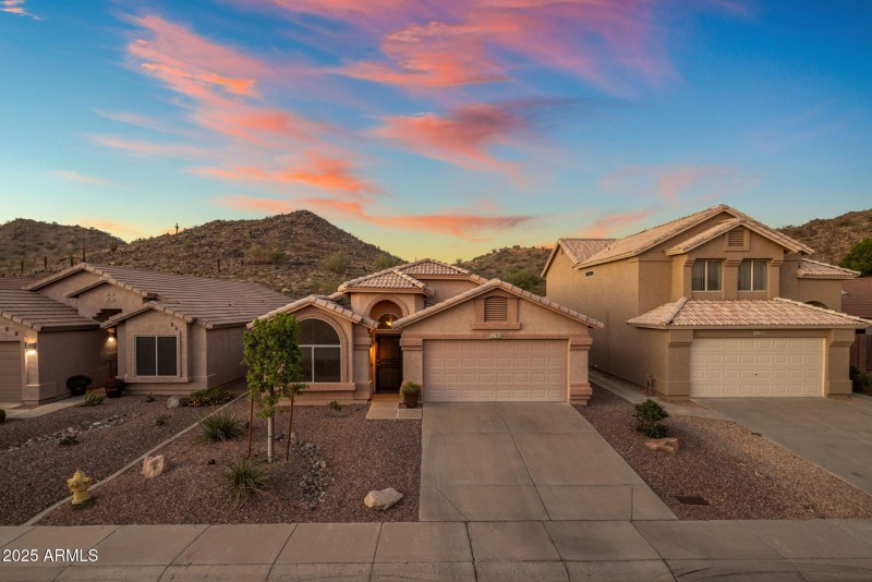 Single Story Home With Mountain Views