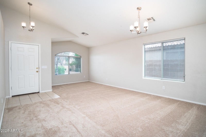 3717 W Santa Cruz Ave-7