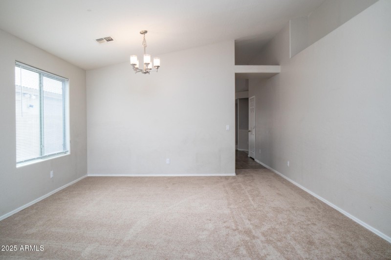 3717 W Santa Cruz Ave-9