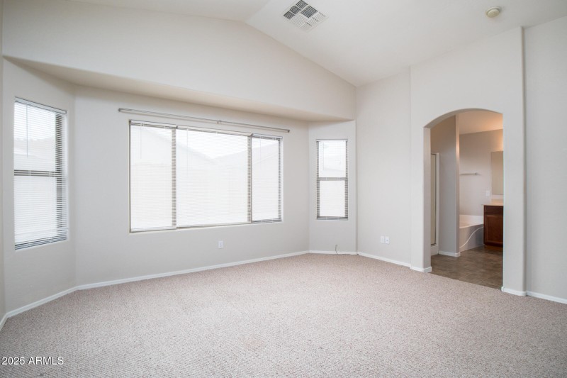 3717 W Santa Cruz Ave-18