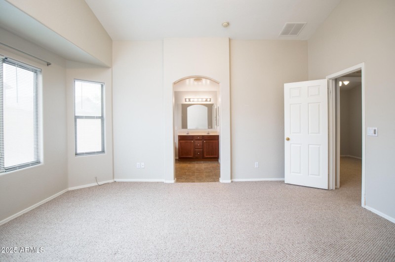 3717 W Santa Cruz Ave-20