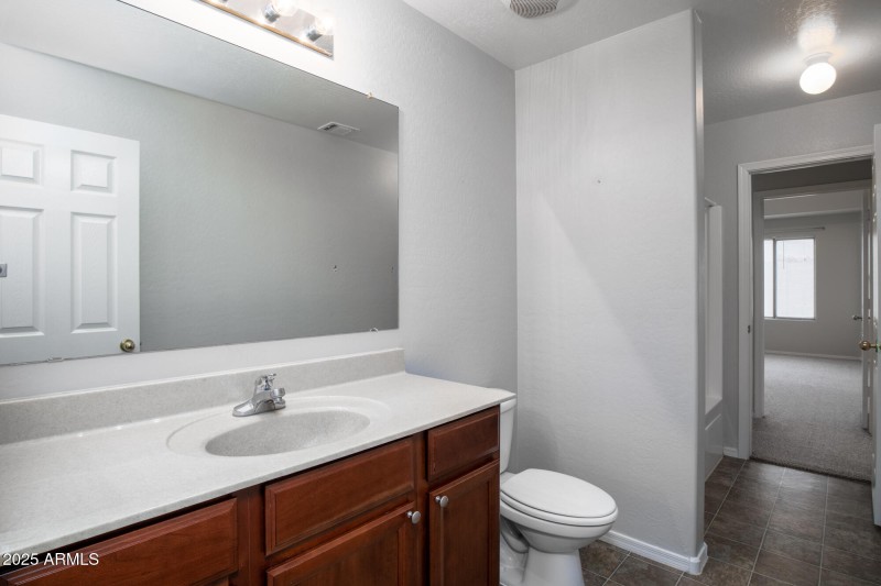 3717 W Santa Cruz Ave-27