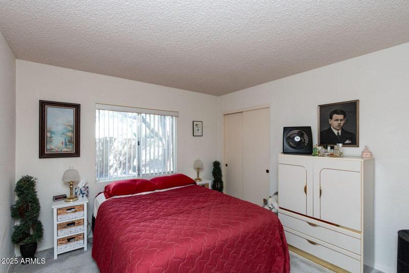 10345 n 62nd ave bedroom 3