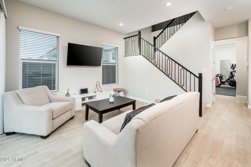 17146 N 50th St - MLS-17