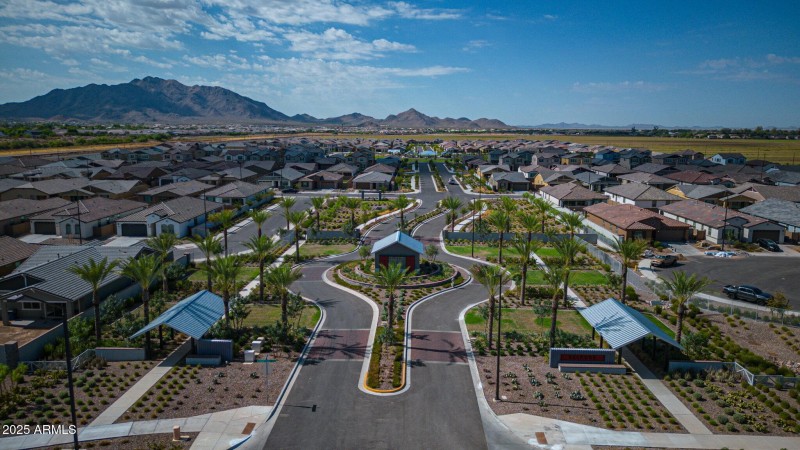 Belrose Beautifully Landscaped Community