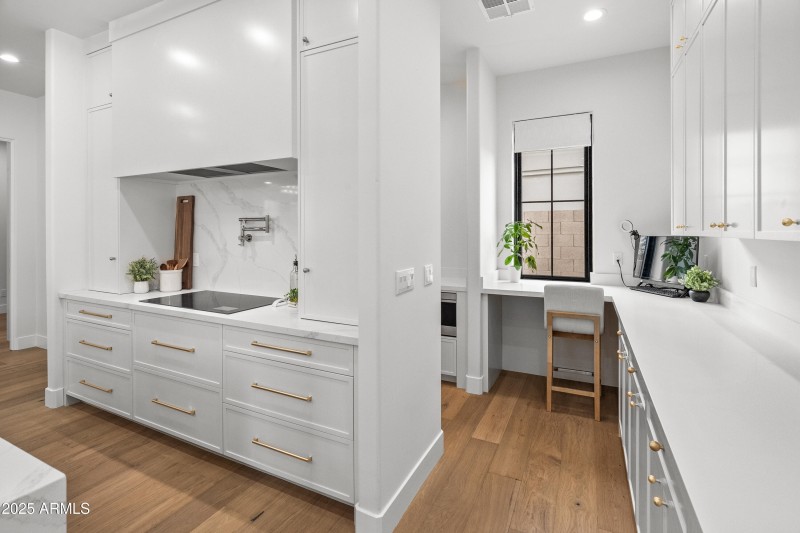 Bonus Storage & Tech area