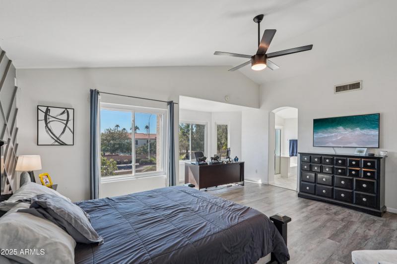 30-print-E Baylor Ct-S0410-028