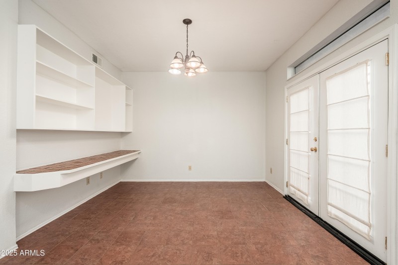 2875 W Highland St UNIT 1103 - 16