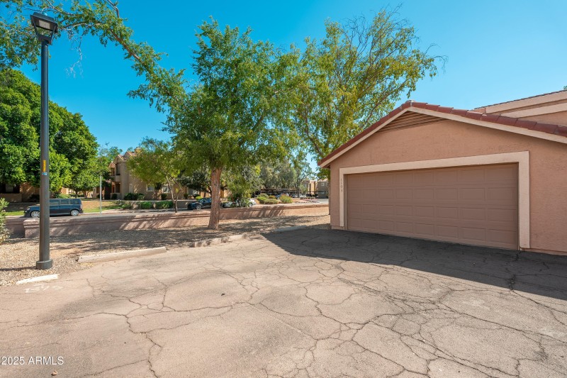 2875 W Highland St UNIT 1103 - 33