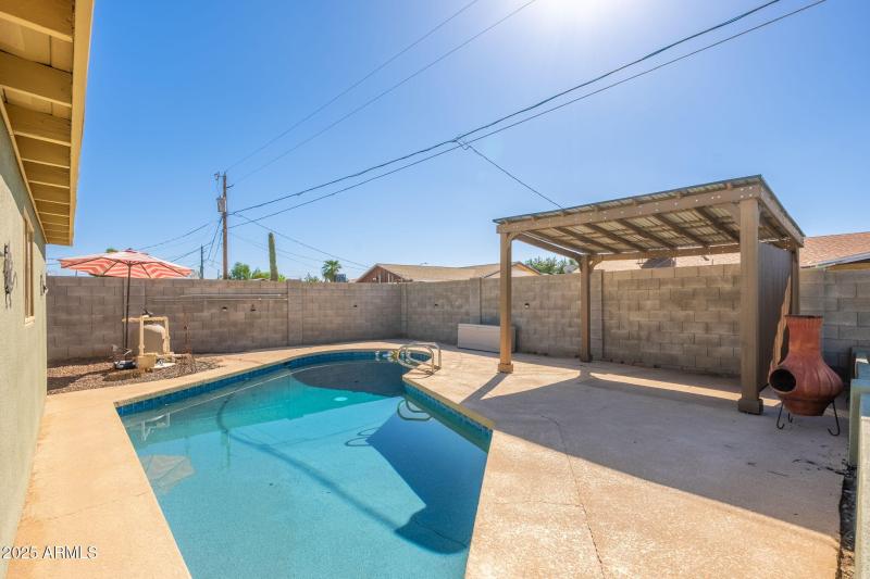 3215 W Sharon Ave - 25