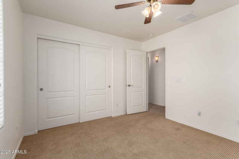 8f2cdc4a85340cfa8327745dd0e7ad49