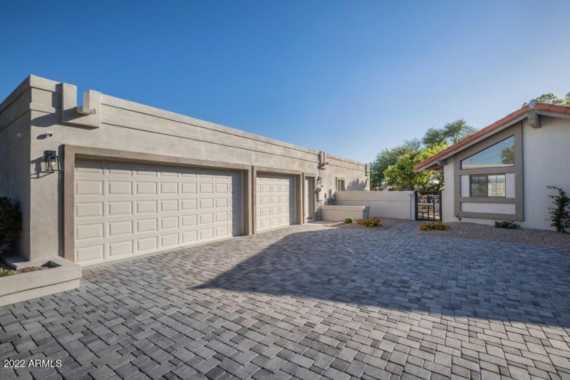 20200407223659272090000000-o