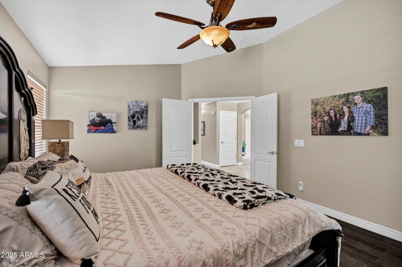 3116 W Vista Bonita Dr-26